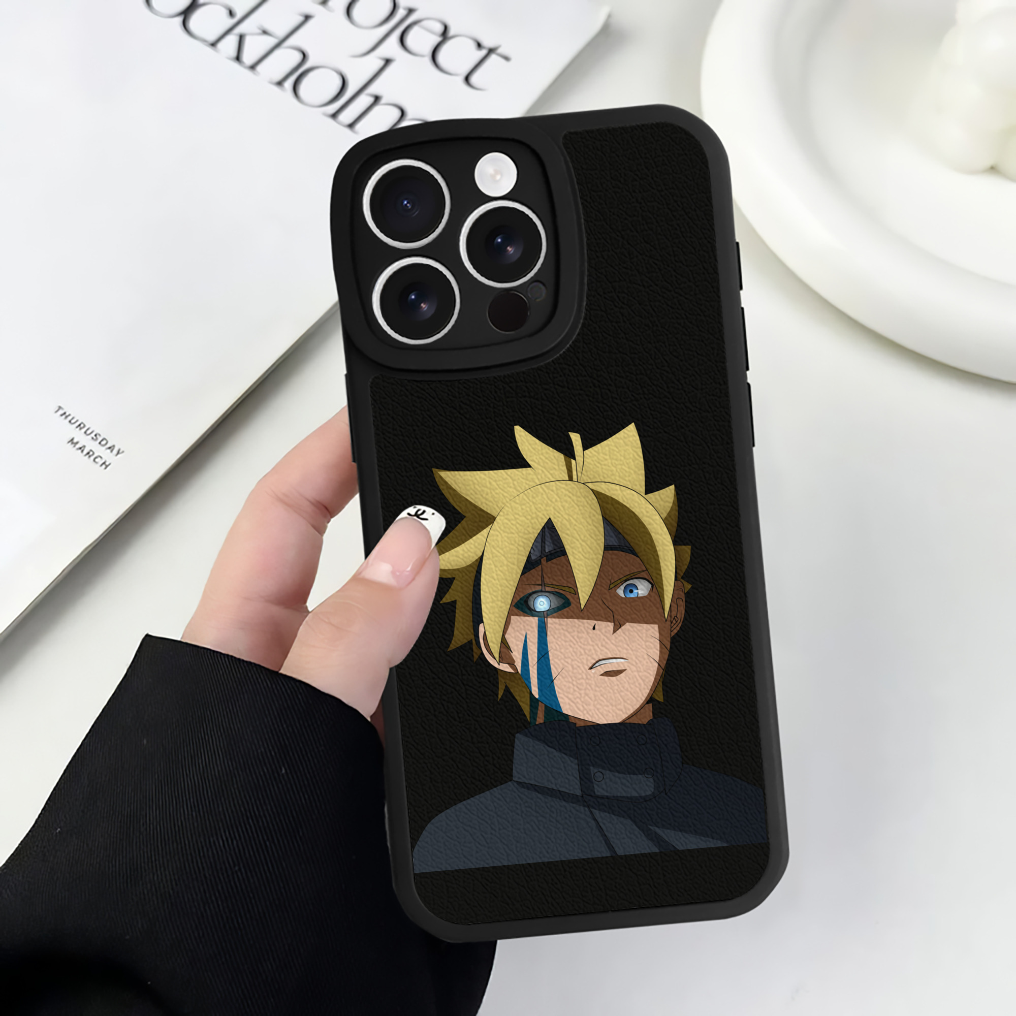 （画像用） NARUTO -ナルト- うずまき ボルト Uzumaki Boruto 【iPhone 16シリーズ対応】シリコンスマホケース（レザー調） 材質：シリコン